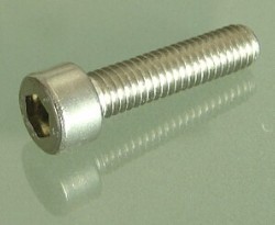 M6x25 DIN 912 � Vis � six pans creux � fixation de roues EuroTrax
